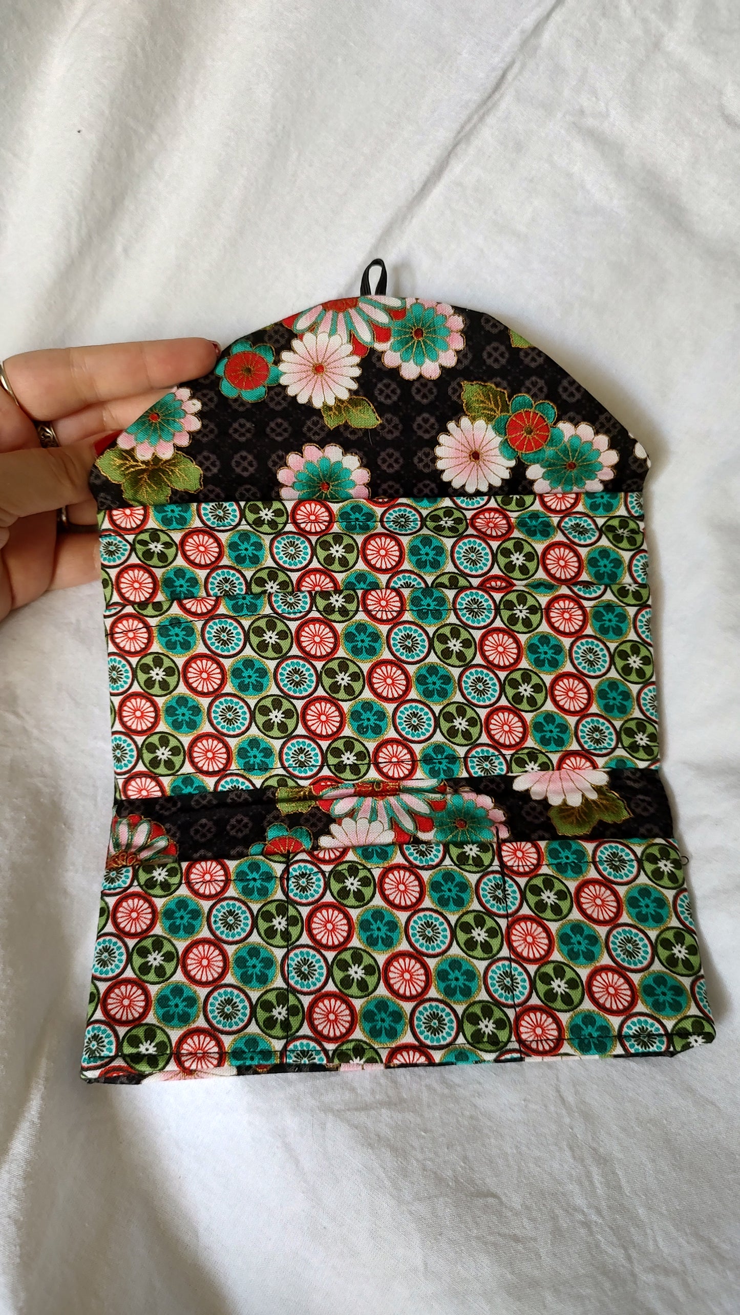 Chrysanthemum wallet
